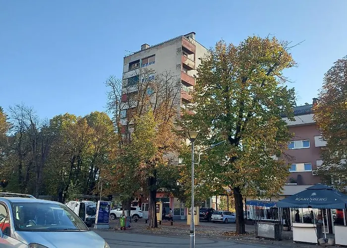 Pozoriste Penthaus شقة بانيا لوكا